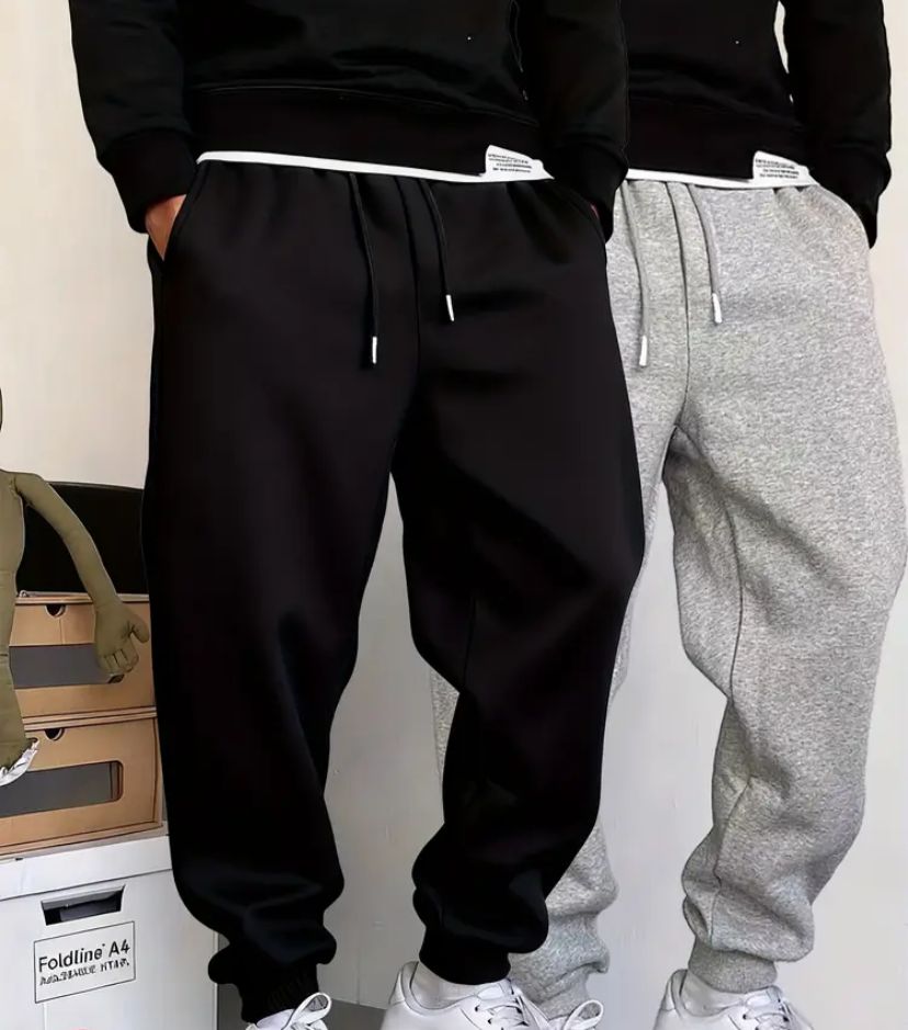 Pantaloni tute